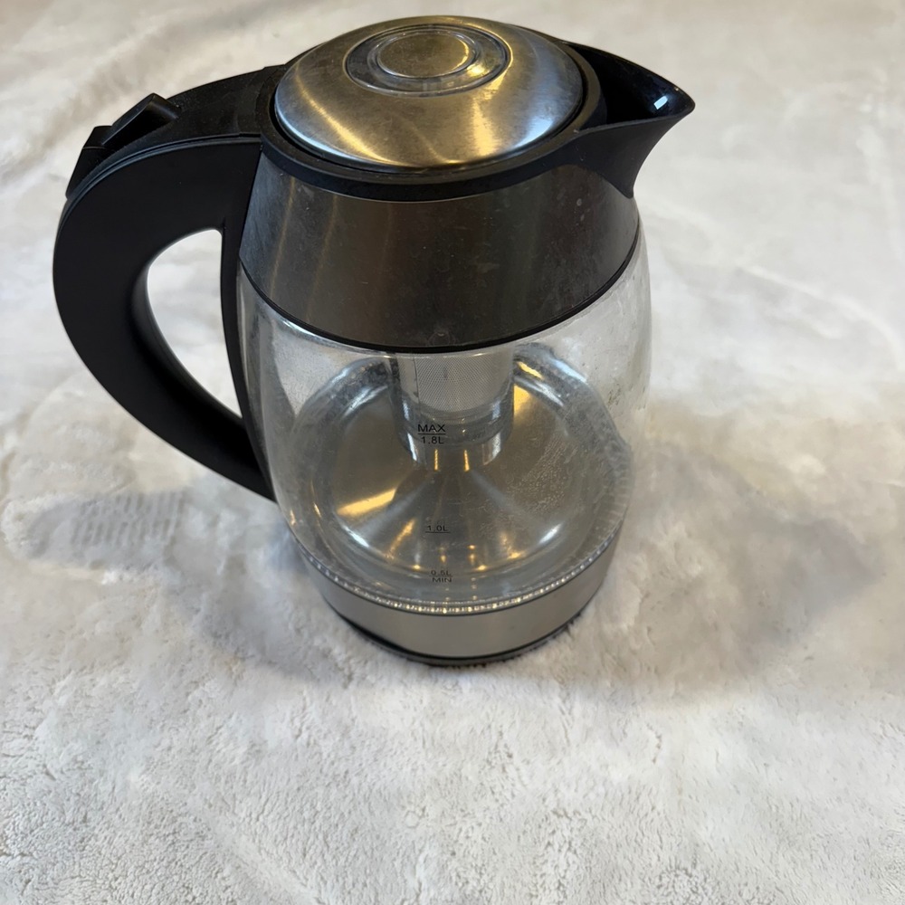 Chefman Electric Glass Kettle 1.8L Tea Infuser RJ11-17-TI Silver Black 1100W